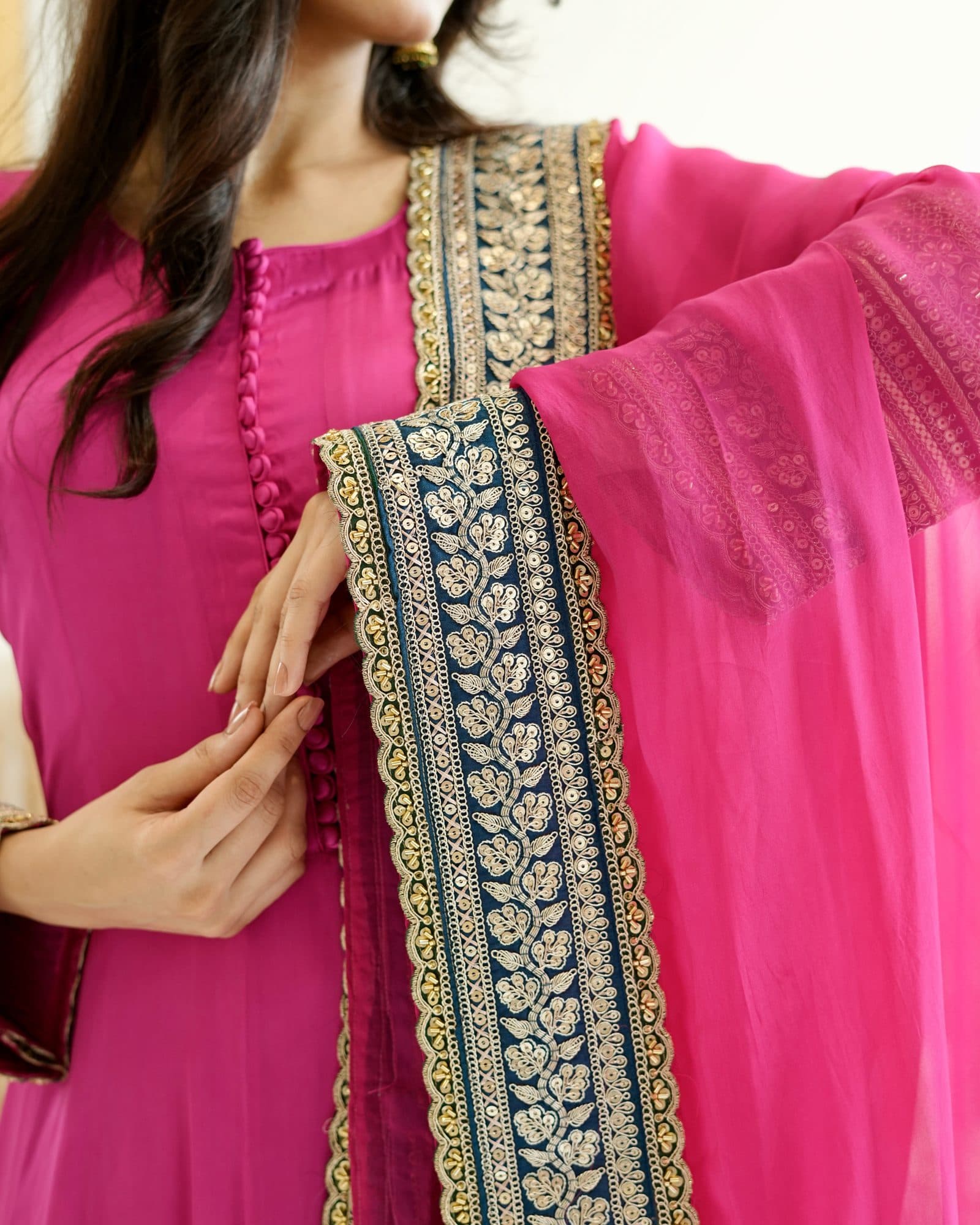 Gulabi Noor 3