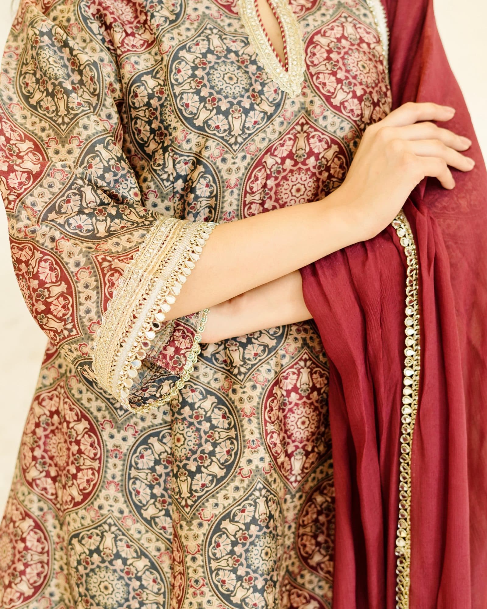 Gulrukh 3